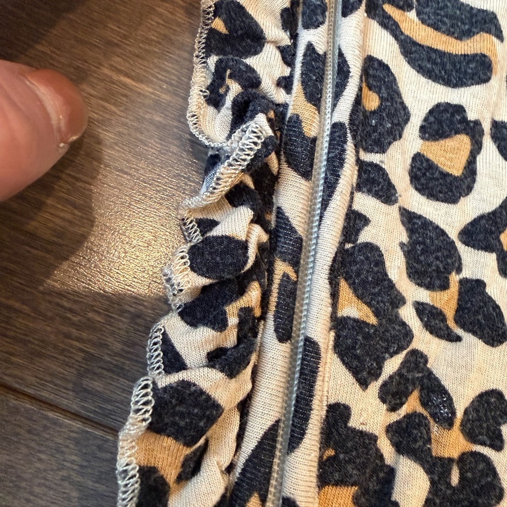 BUNDLE- Posh Peanut Leopard & Floral Print Kids Onesies - Picture 2 of 14